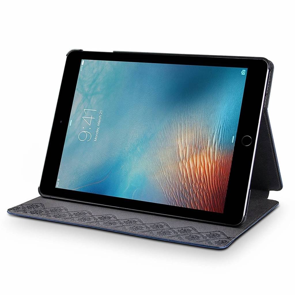 iPad hoes 2017 leer vintage grijs